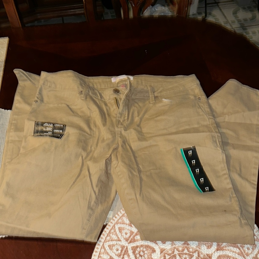 Ladies pants